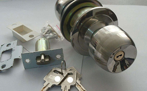 凌云24小时上门开锁公司