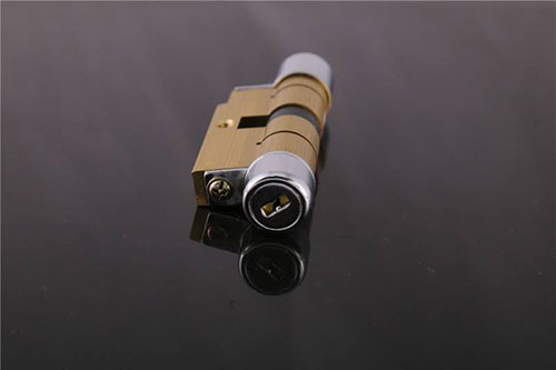 凌云24小时上门开锁公司